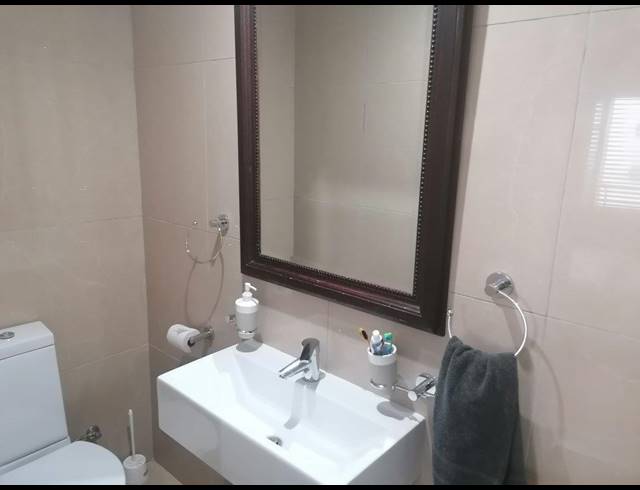 1 BEDROOM APARTMENT FOR SALE IN POINT WATERFRONT